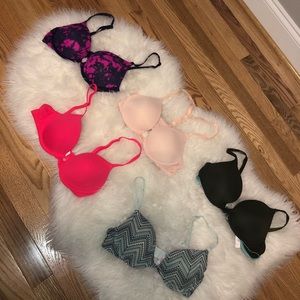 5 Victoria Secret Pink Bras